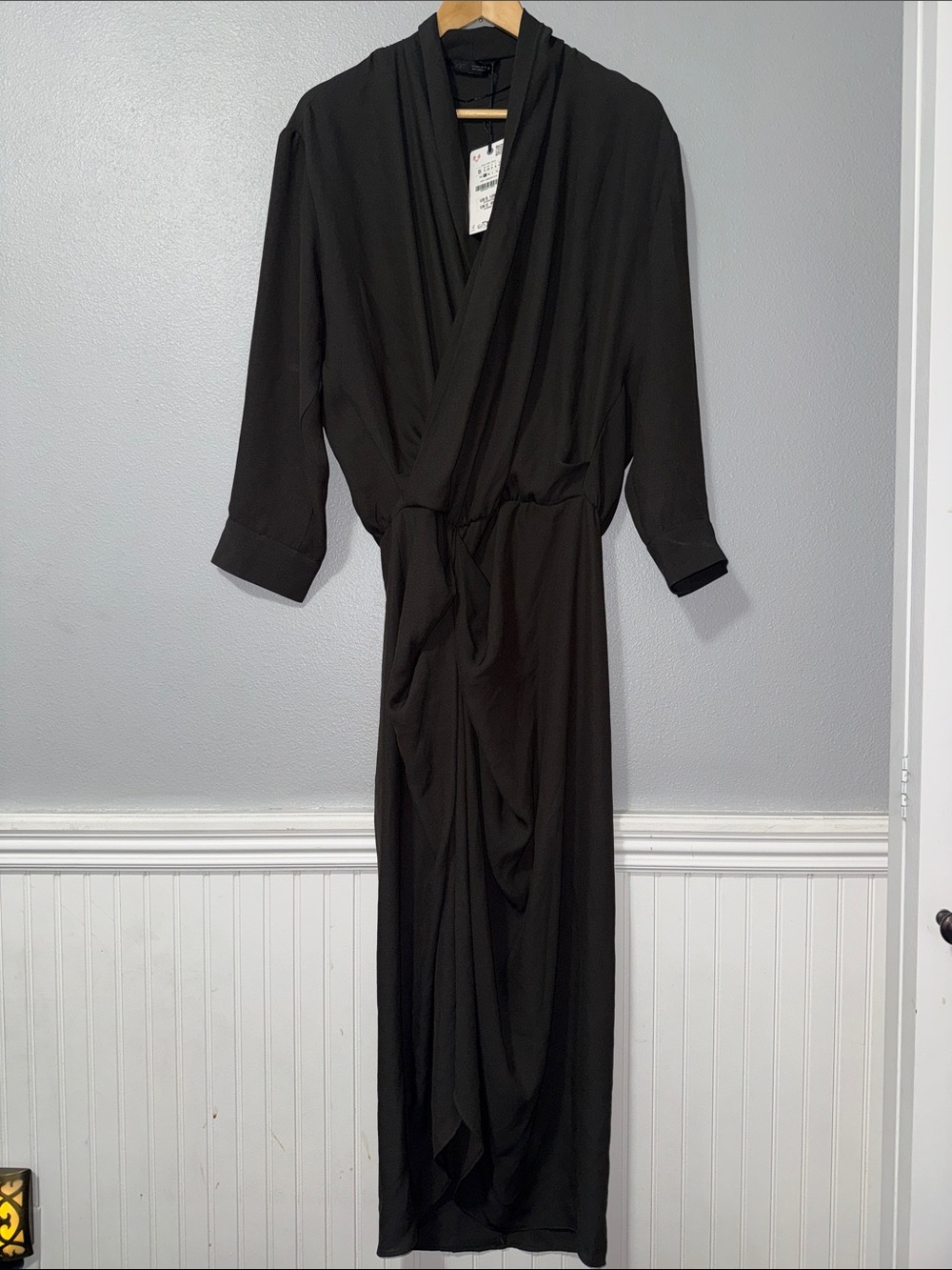 Zara Long Sleeve Wrap Dress - Dark Brown -
Draped NWT Sz S - Picture 7 of 7